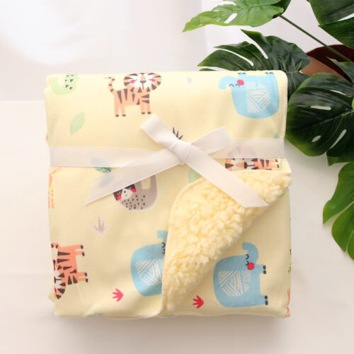 CuddleCloud™ – Ultra-Soft Double Layer Fleece Blanket for All Seasons! - Image 5