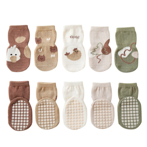 FuzzyFeet™ – Plush & Breathable Baby Socks for Chilly Days! - Image 6