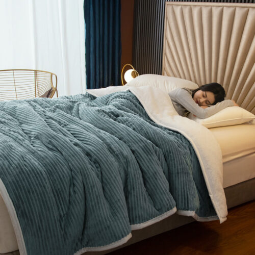 SnuggleNest™ – Velvet Touch Winter Blanket for Kids & Families - Image 8