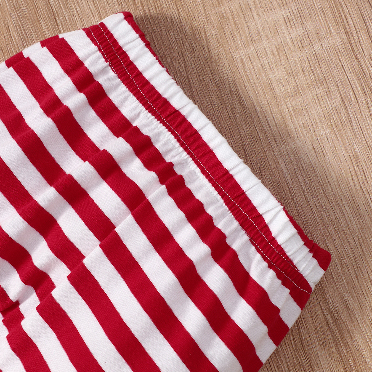 ReinDeerHugs™ – Baby Christmas Cotton 3-Piece Set - Image 10